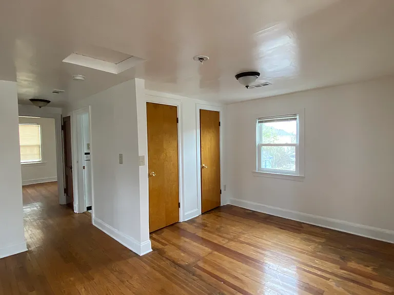 4300 Jefferson St #2 — Photo 3
