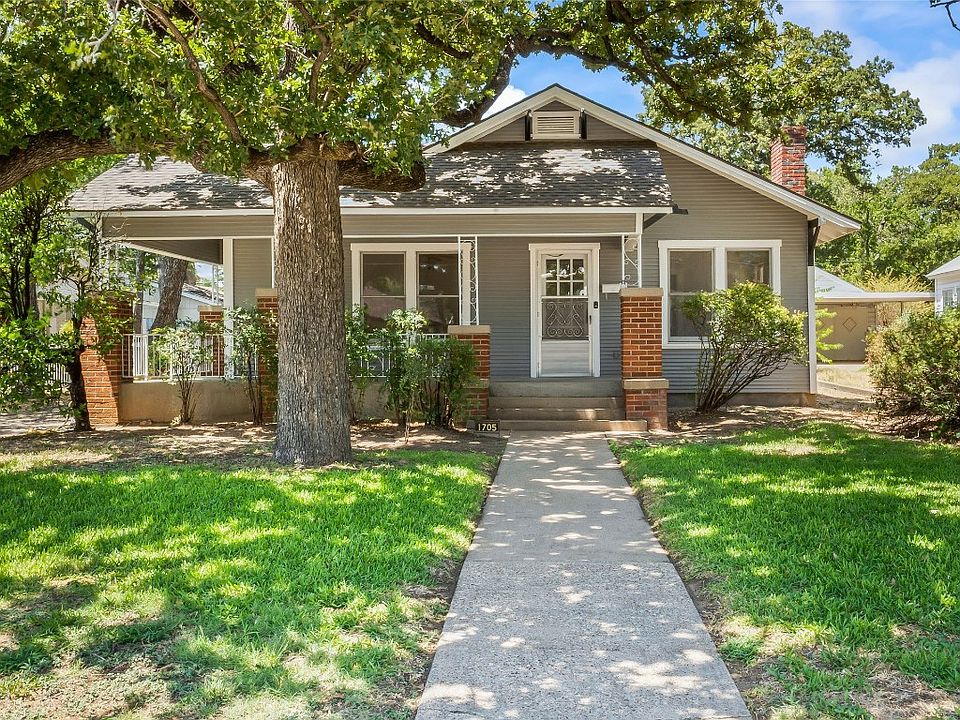 1705 N Sylvania Ave, Fort Worth, TX 76111 Zillow