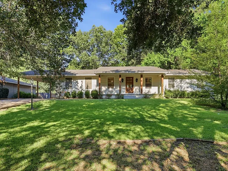 117 McRee Dr — Photo 1