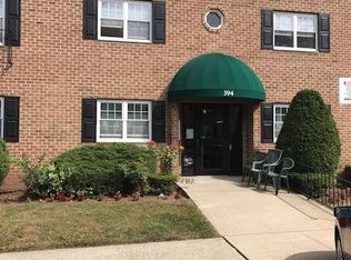 394 Maryland Ave APT 3A, Staten Island, NY 10305