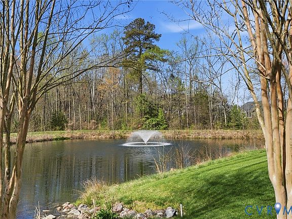 3rd image of 7023 Benhall Cir
