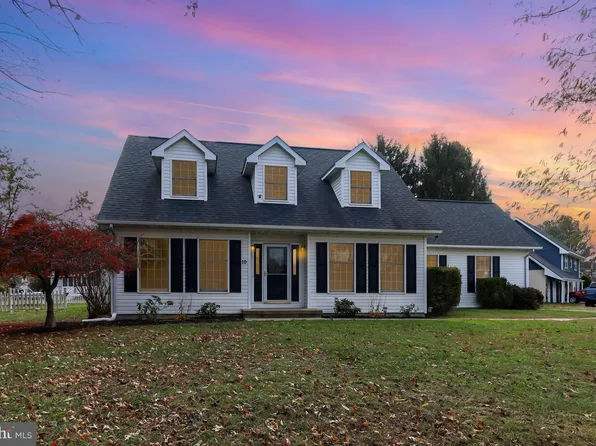 10 Hunt Valley Dr, Elkton, MD 21921