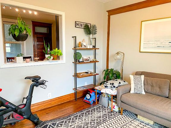 5th image of 2049 N Kimball Ave #3