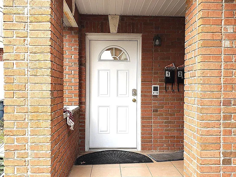 2 Rose Ct — Photo 2