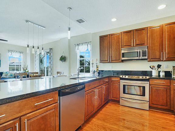 3rd image of 3120 E Latitude Cir APT 308