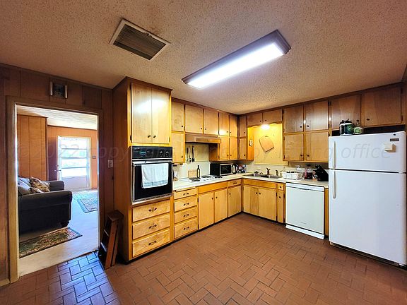 5th image of 728 & 732 N Nelson St