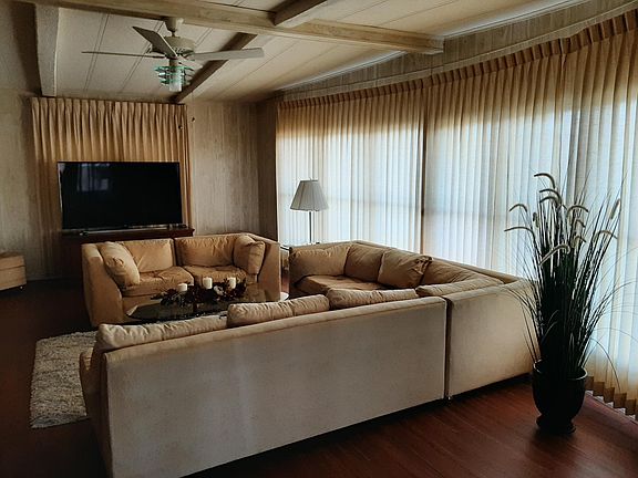 2nd image of 158 Coconut Palm Cir #158