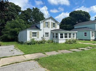 41 E 5th St, Oswego, NY 13126