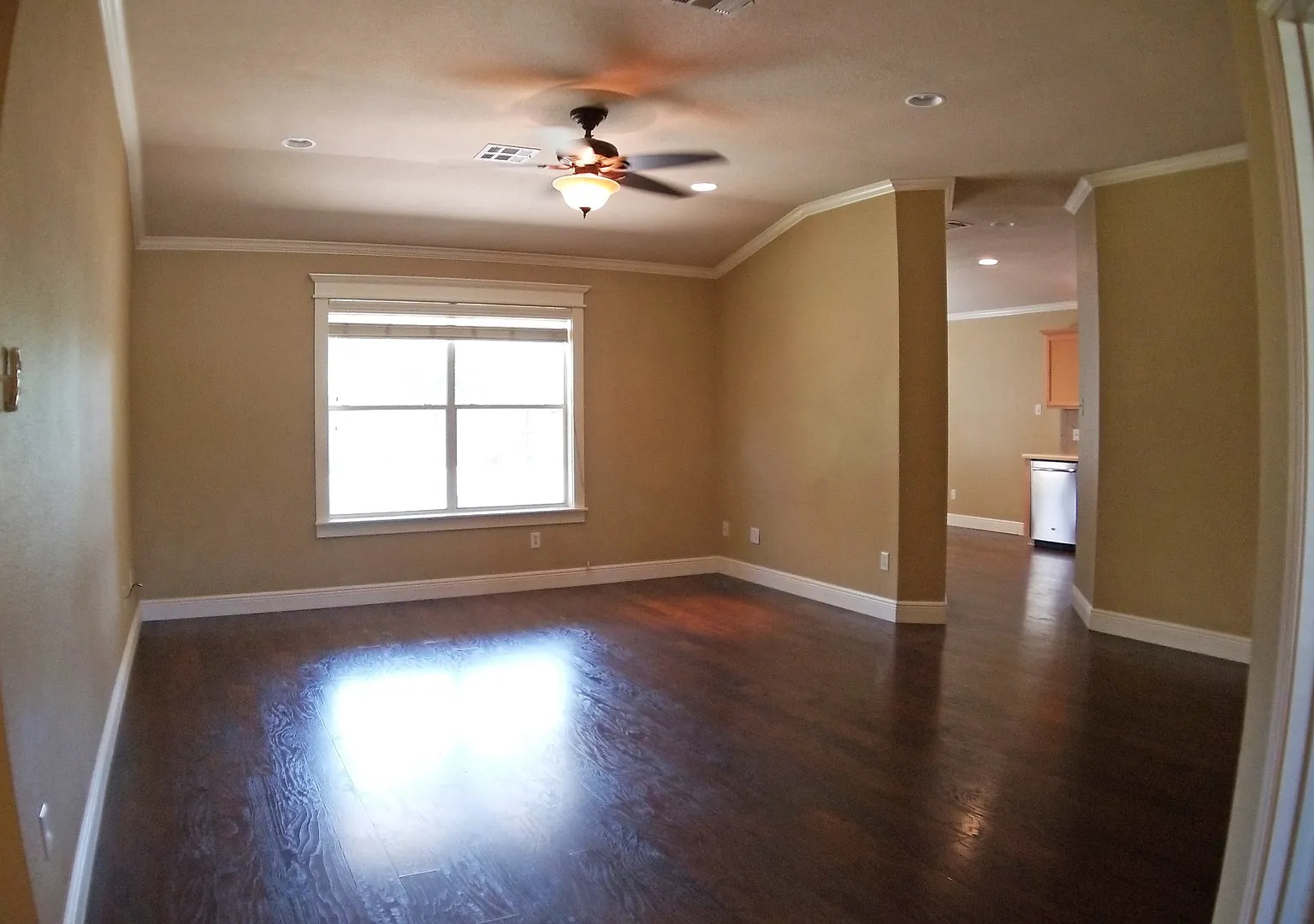 3 Bedroom Round Rock home with a large office space! Excellent Schools! — Photo 3