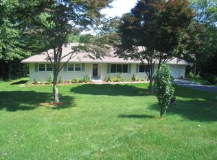 22 Fairmount Dr, Danbury, CT 06811