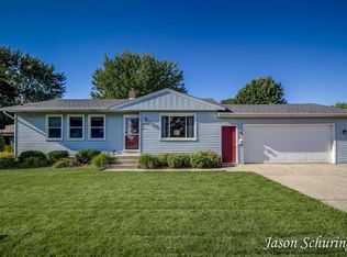 3825 Grant St, Hudsonville, MI 49426