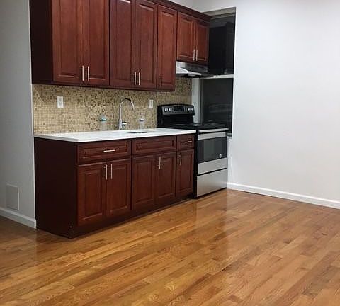 2nd image of 8404 Bay Pkwy APT C3
