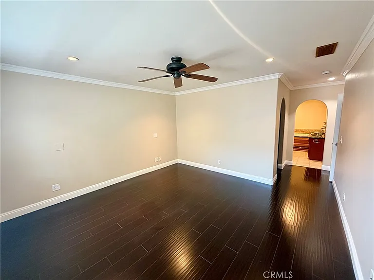 9272 Sunridge Dr — Photo 12