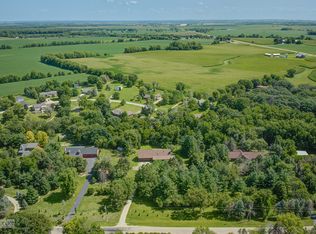 3710 E 2653rd Rd, Sheridan, IL 60551