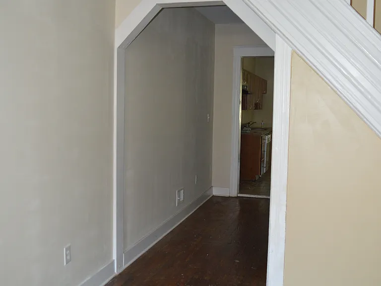 1838 Rutland Ave — Photo 4