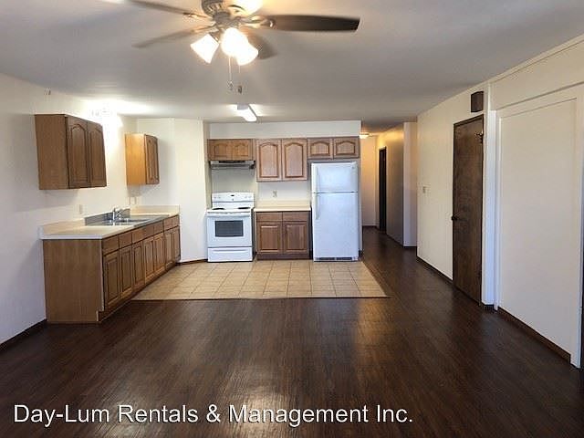 1st image of 210 Ululani St