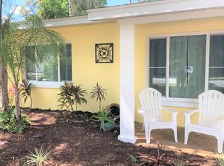 2275 Hawthorne St, Sarasota, FL 34239