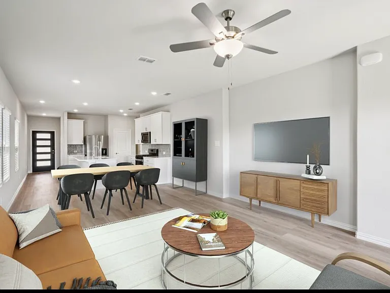 1211 Bridgewalk Dr — Photo 2