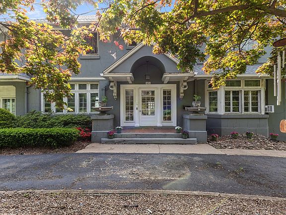 3rd image of 1413 Pleasant Avenue