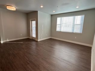 880 Weaver Park Rd #E-113, Longmont, CO 80501