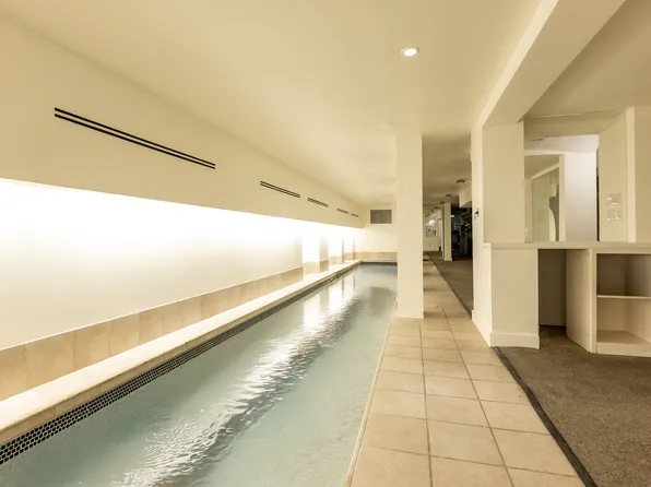 247 Central Park West image 14 of 29