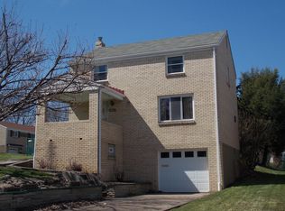 1148 Cascade Dr, Homestead, PA