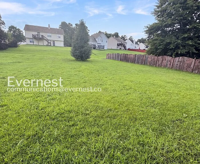 10718 Barberry Dr — Photo 29