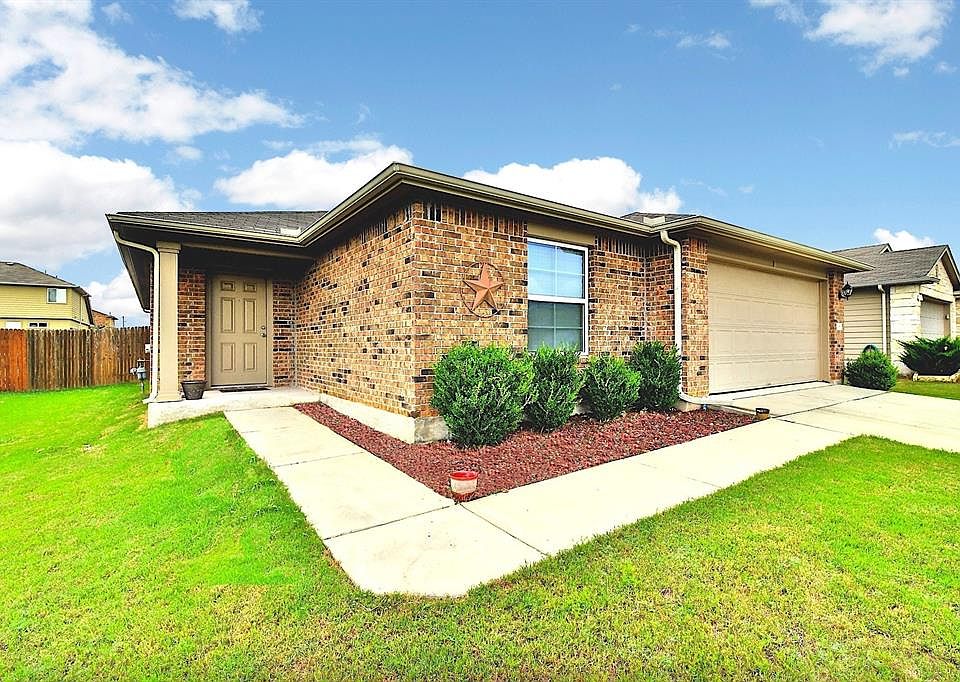 1st image of 106 Scurlock Ct