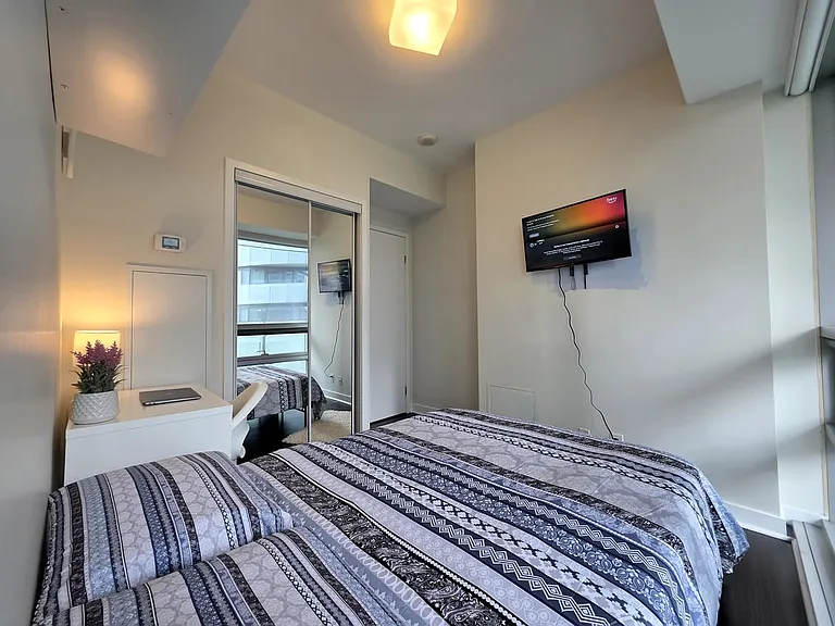 12 York St #310A — Photo 3