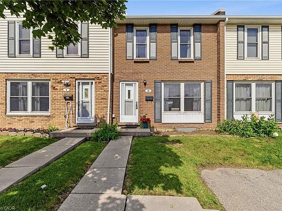 2nd image of 596 Grey St Unit 8