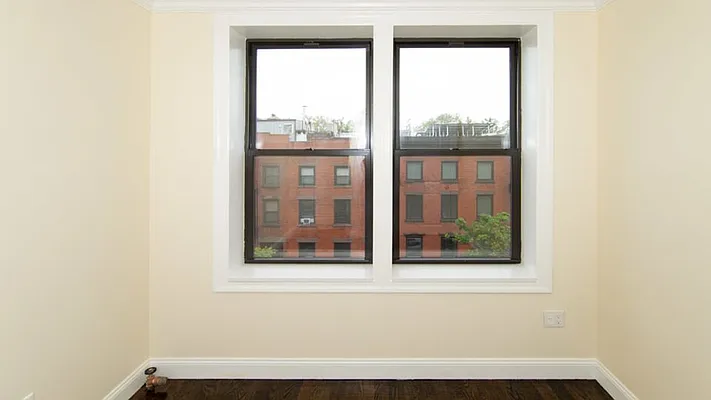 Rented by Nooklyn NYC LLC | media 24