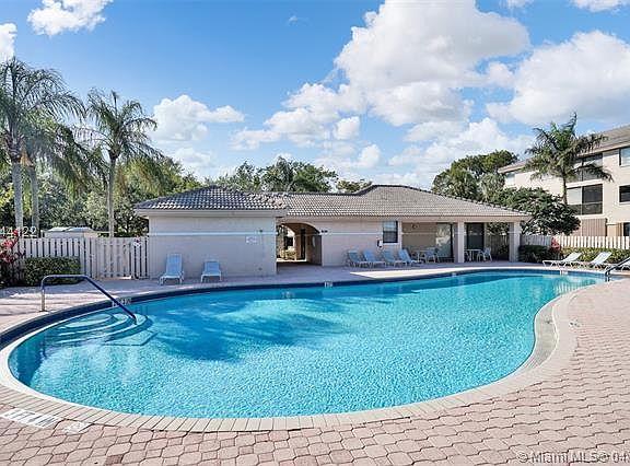 5th image of 4121 Coral Tree Cir APT 237