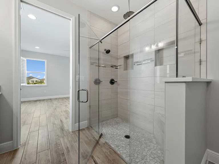 8134 Loren Cove Dr — Photo 15