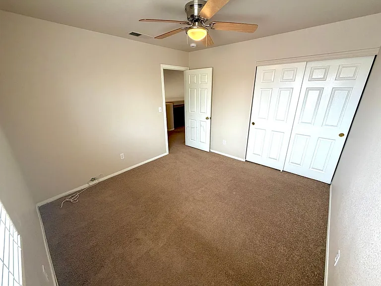 8346 Fame Ave — Photo 20