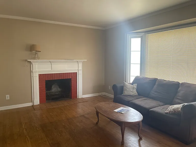 2644 Eastern Ave SE — Photo 3