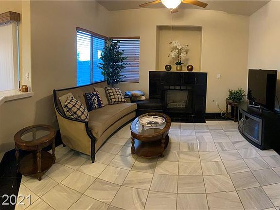 5th image of 3648 Gerri Bay Ln #0