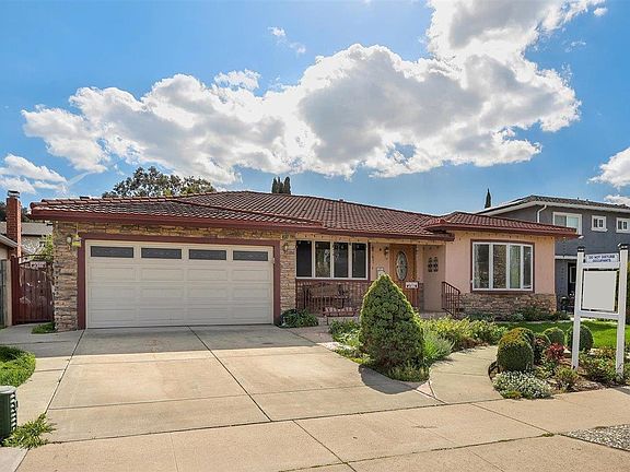 2nd image of 6567 San Anselmo Way