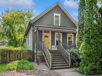 1563 Dewey Ave, Evanston, IL, 60201