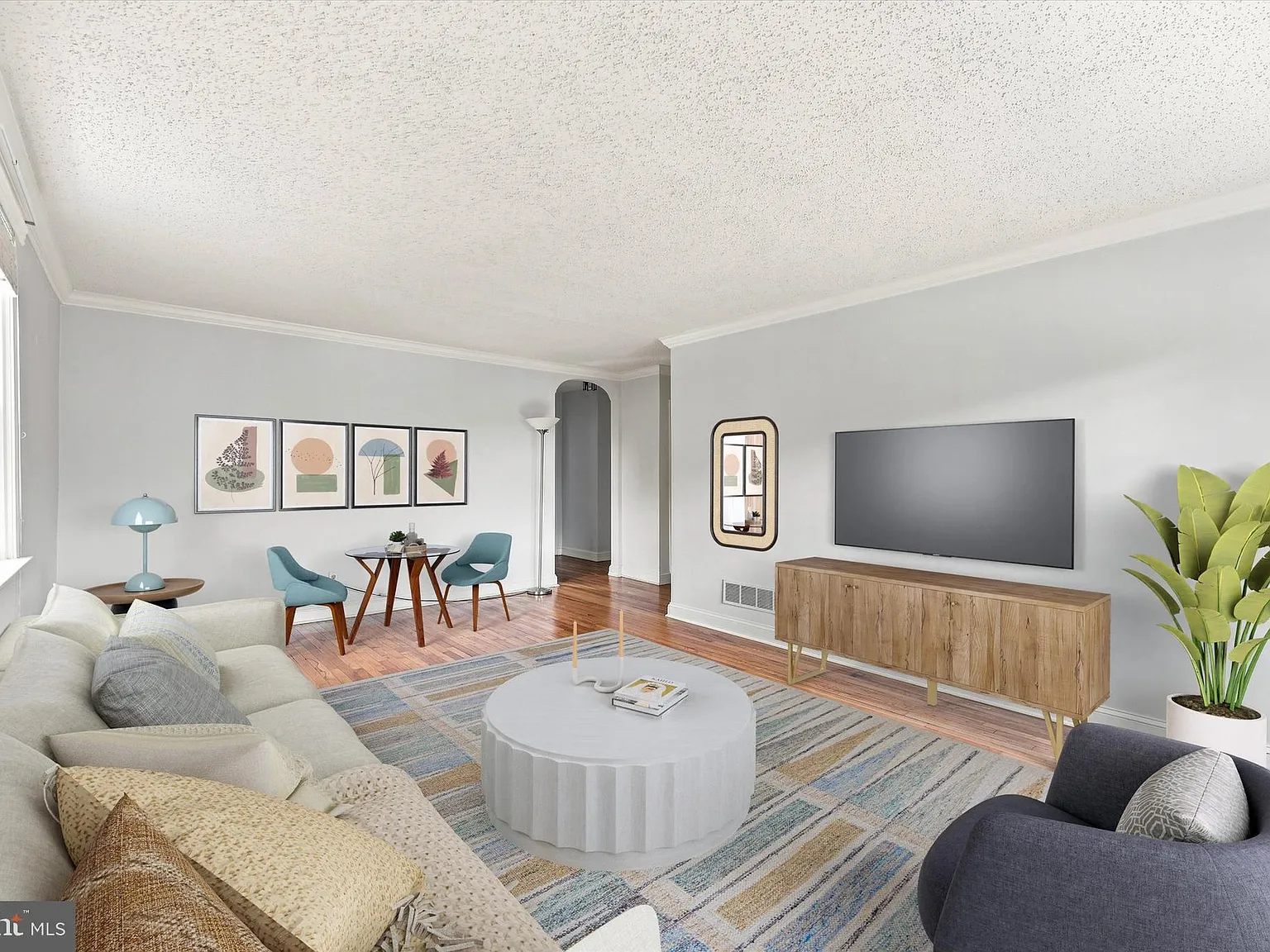 2 bed, 1.0 bath, 850 sqft, $2,100 — Photo 3