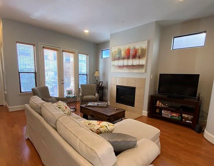 407 Jackson Hill St — Photo 35