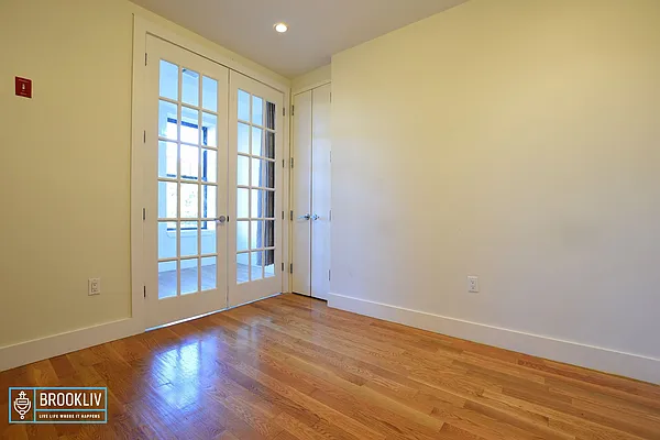 Rented by null | media 2