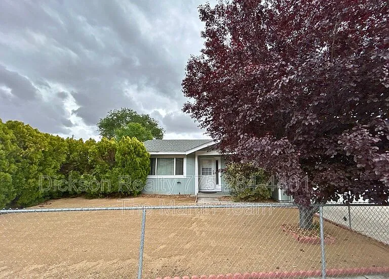 2166 Edgemar Cir — Photo 1