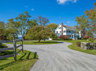 15 Old Quaker Hill Rd, Pawling, NY 12564