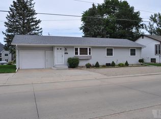 4664 N Shore Dr, Clear Lake, IA 50428