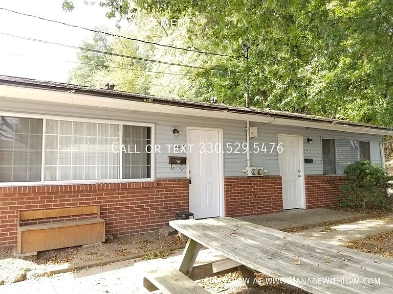 2387 Newton St — Photo 51