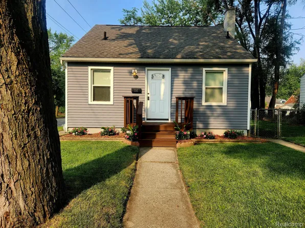 260 Dick Ave, Pontiac, MI 48341