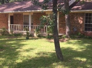 3205 Wilderness Rd, Bryan, TX 77807