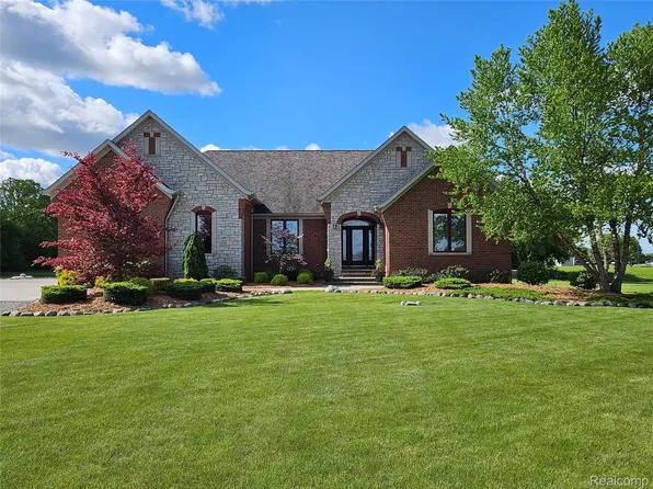 6100-30 Mile Rd, Washington, MI 48095