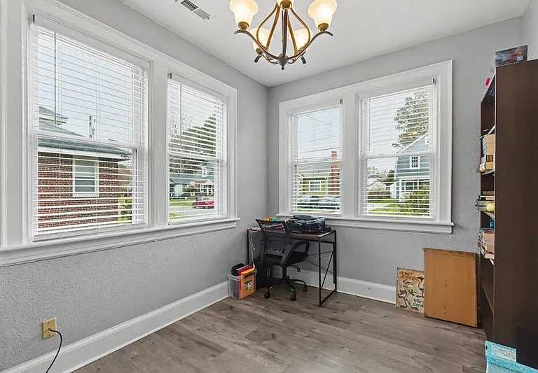 2111 Atlanta Ave — Photo 9