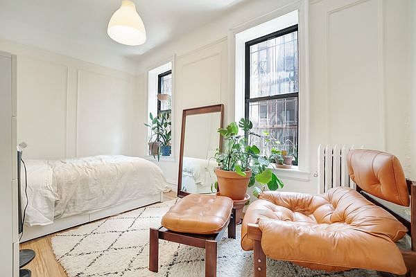 1st image of 510 W 123rd St APT 4